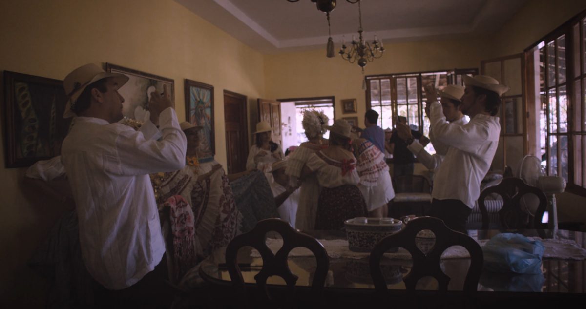 ‘Cabanga’, Patricia Vlieg, con Luna Monti y Juan Quintero